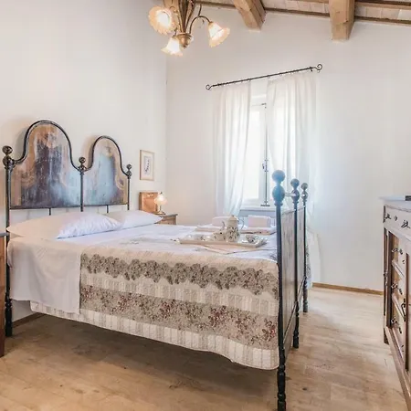 Casa de Férias Casale Del Podesta *